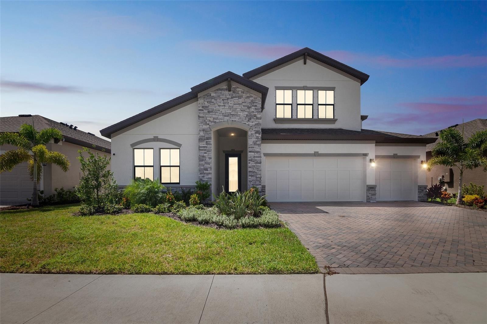 9211 ISABELLA CIR