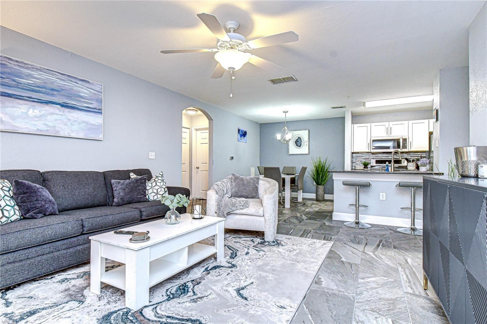 8923 MANOR LOOP #106