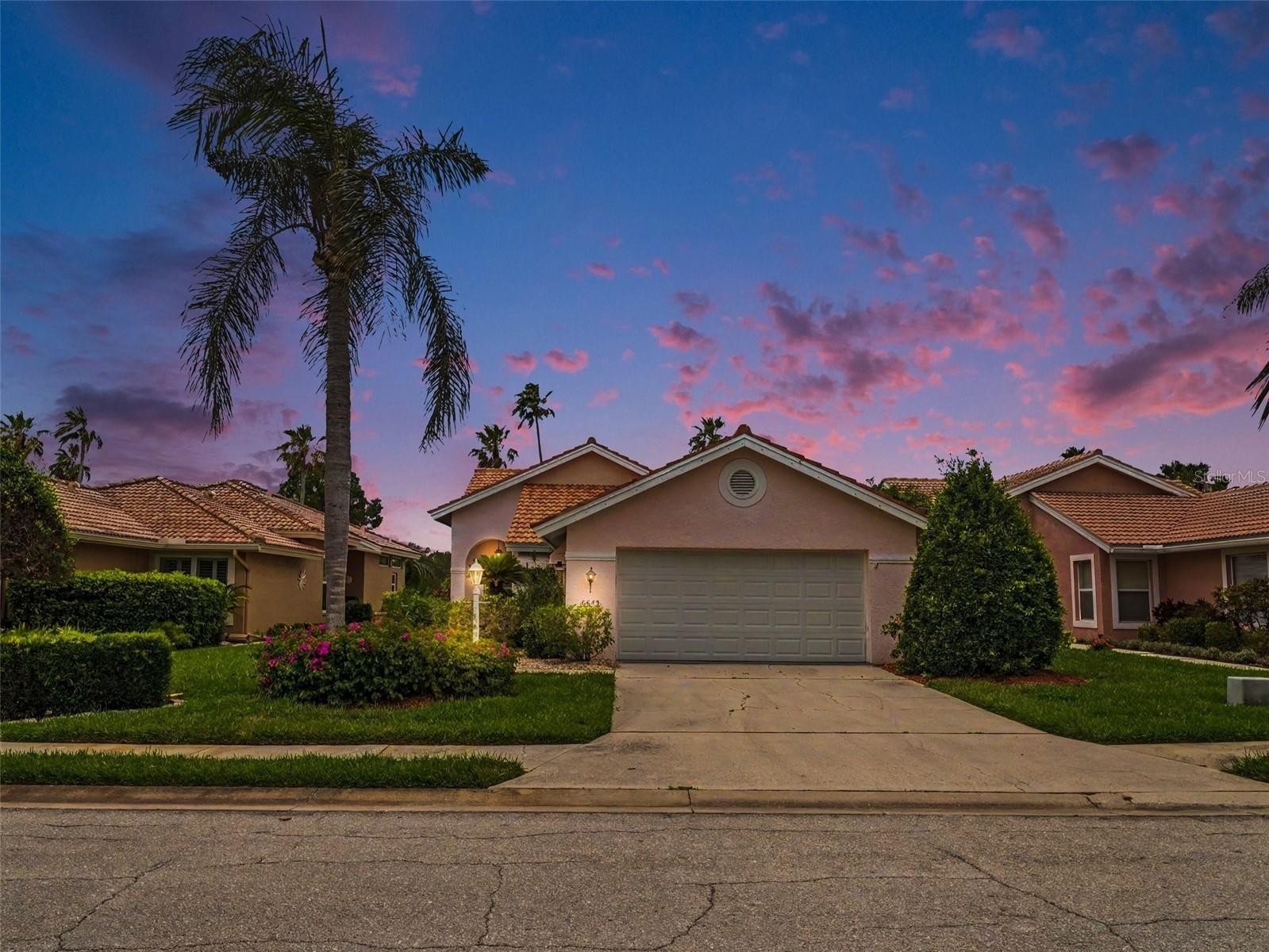 6643 OAKBROOKE CIR