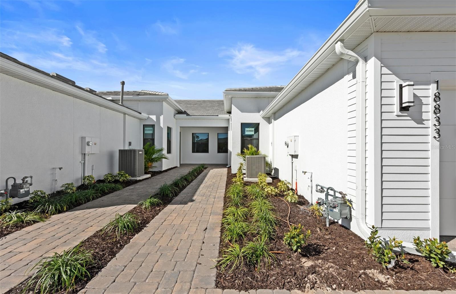 18833 INDIAN ROCK PL