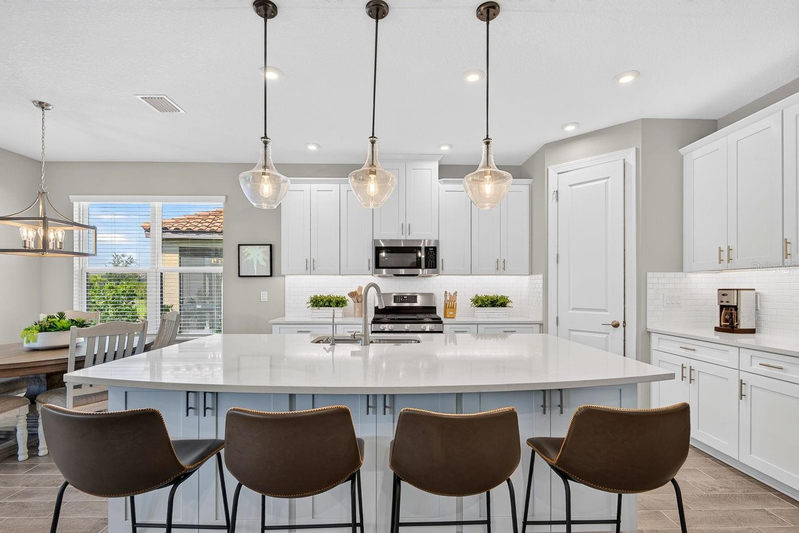 10924 WICKER PARK PL