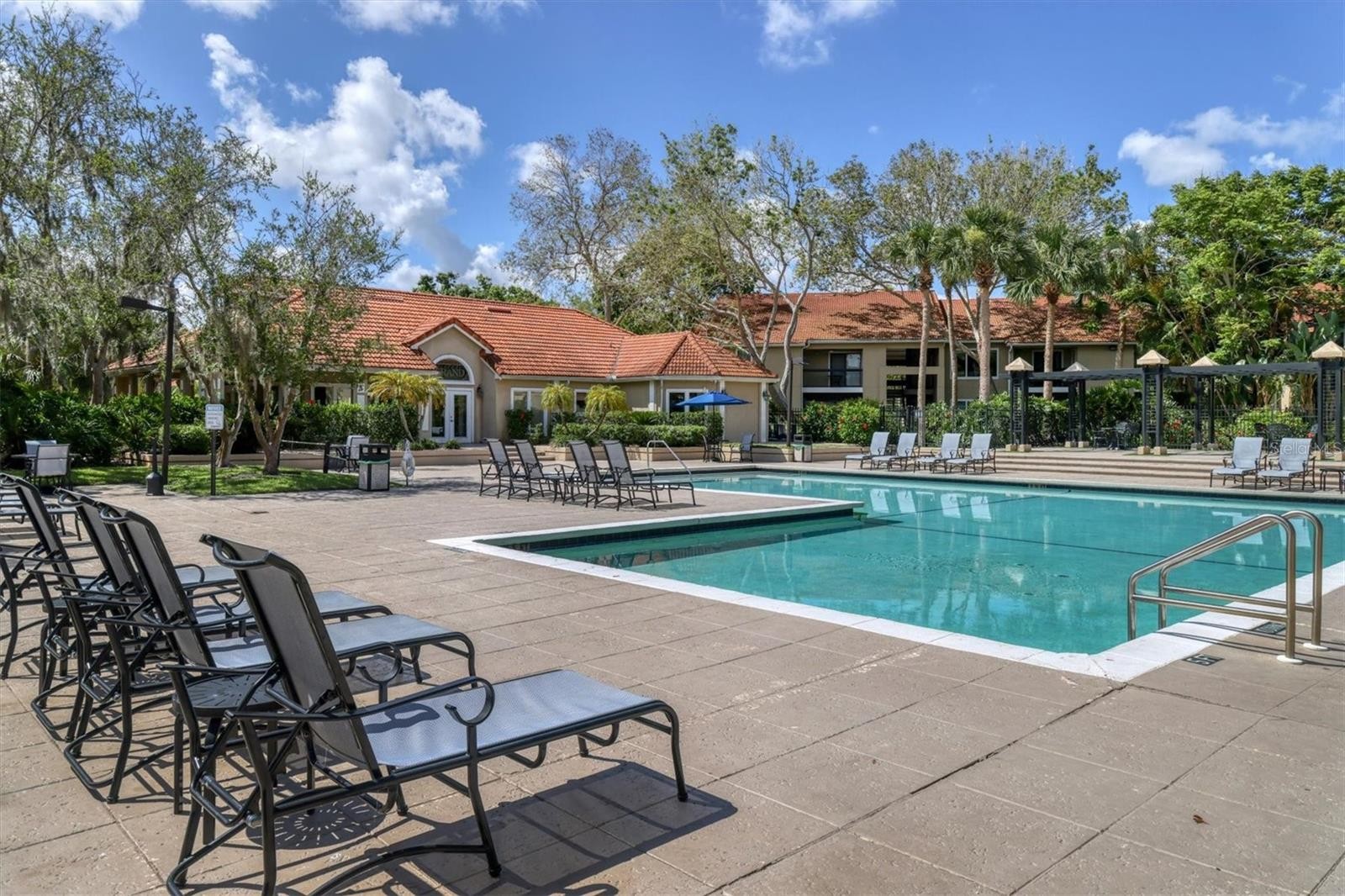 4053 CROCKERS LAKE BLVD #14