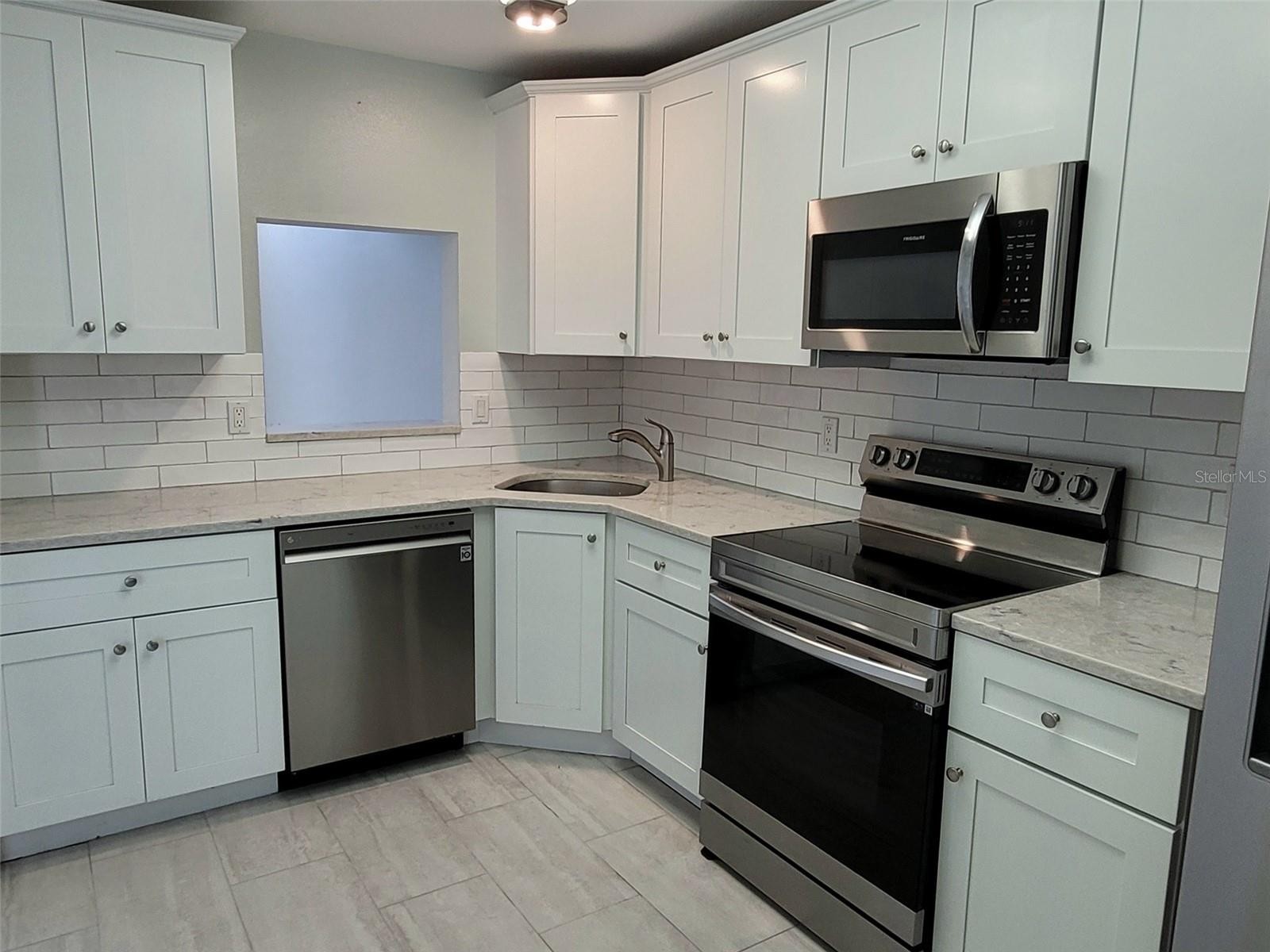 729 CAPRI ISLES BLVD #216