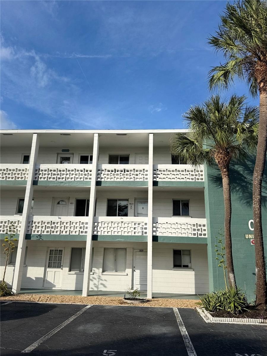 1823 FLAMINGO BLVD #O25