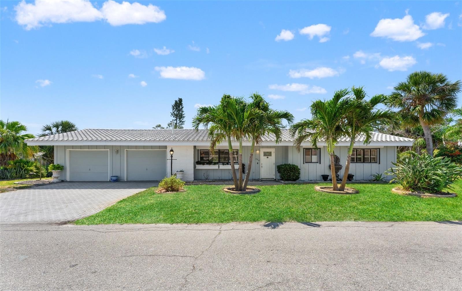636 TARAWITT DR