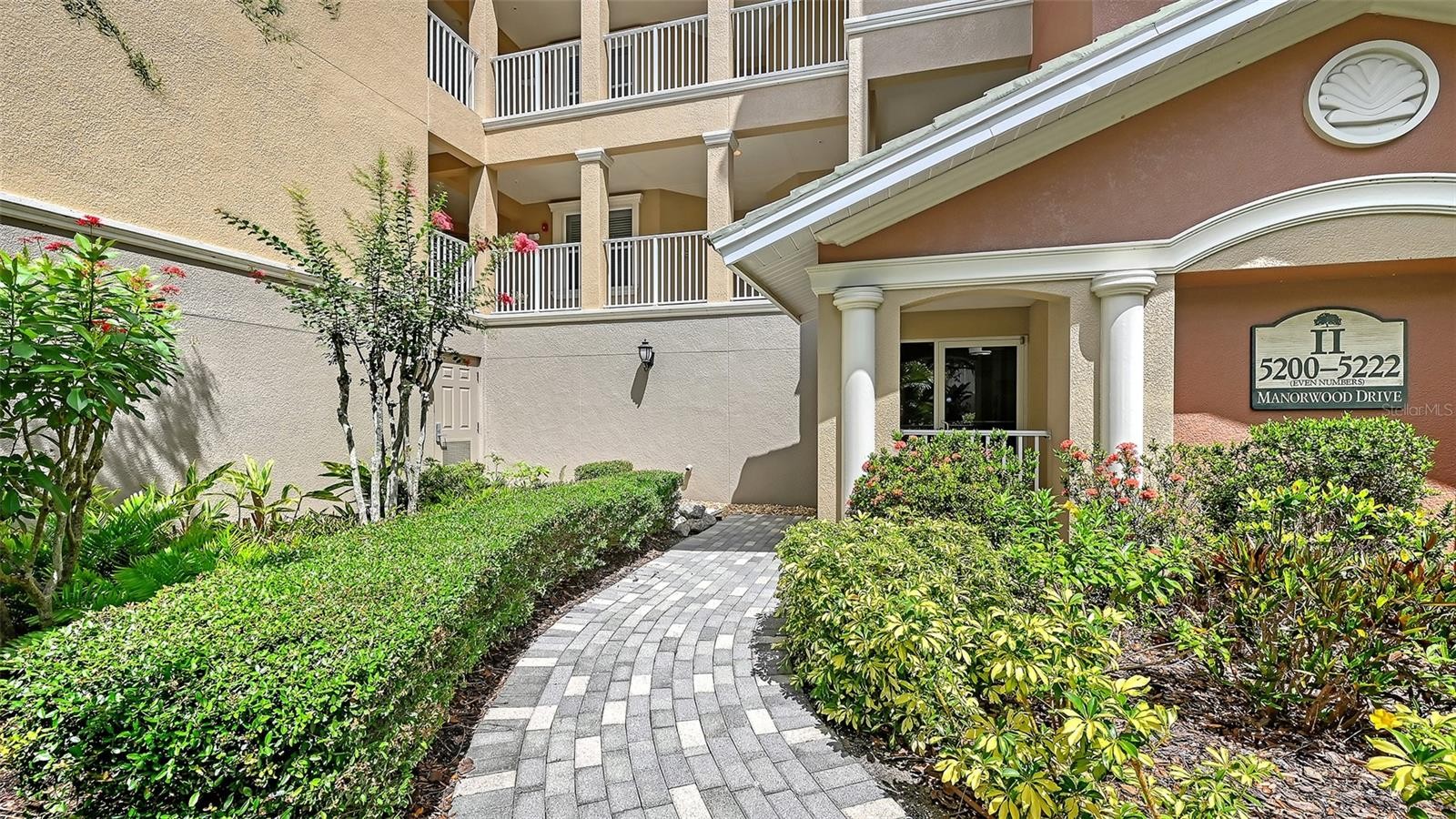 5222 MANORWOOD DR #4A