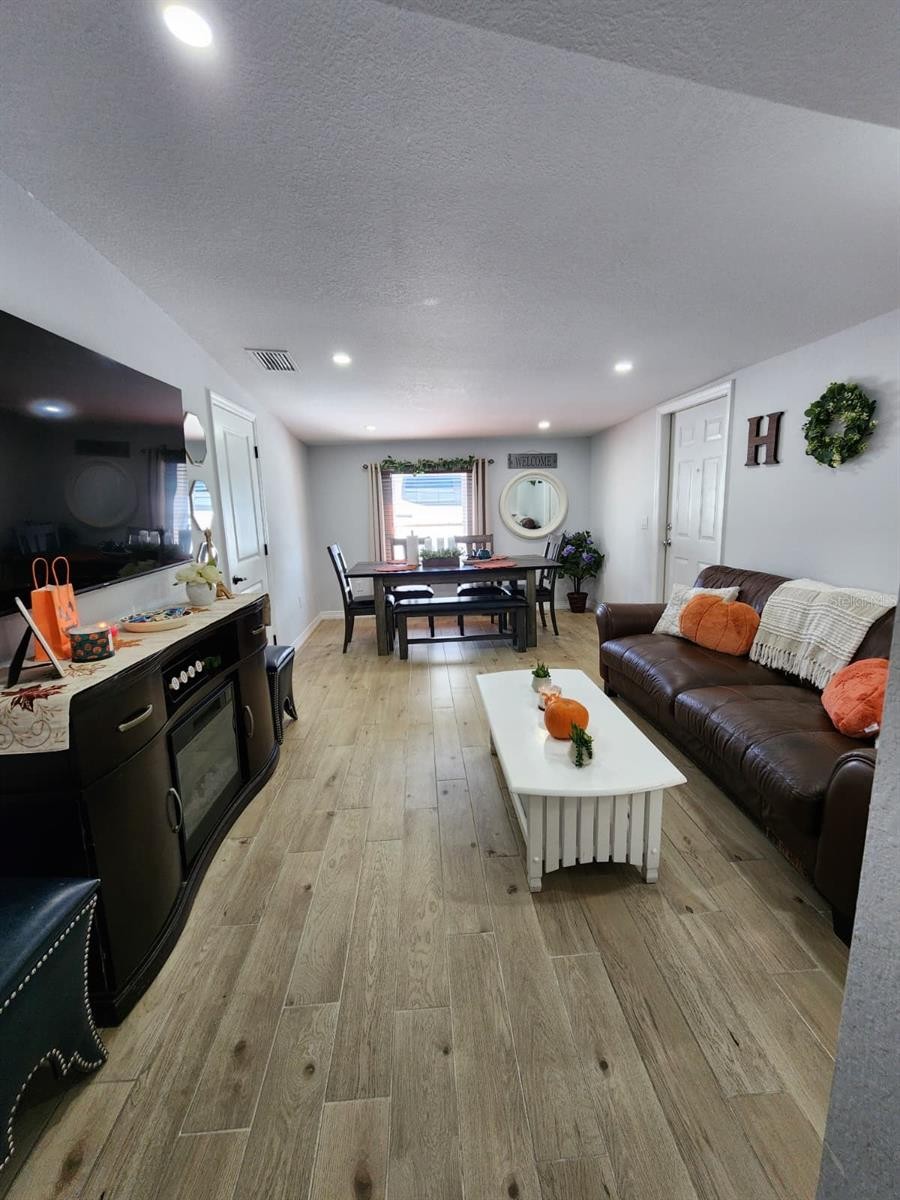 5409 18TH STREET BLVD E