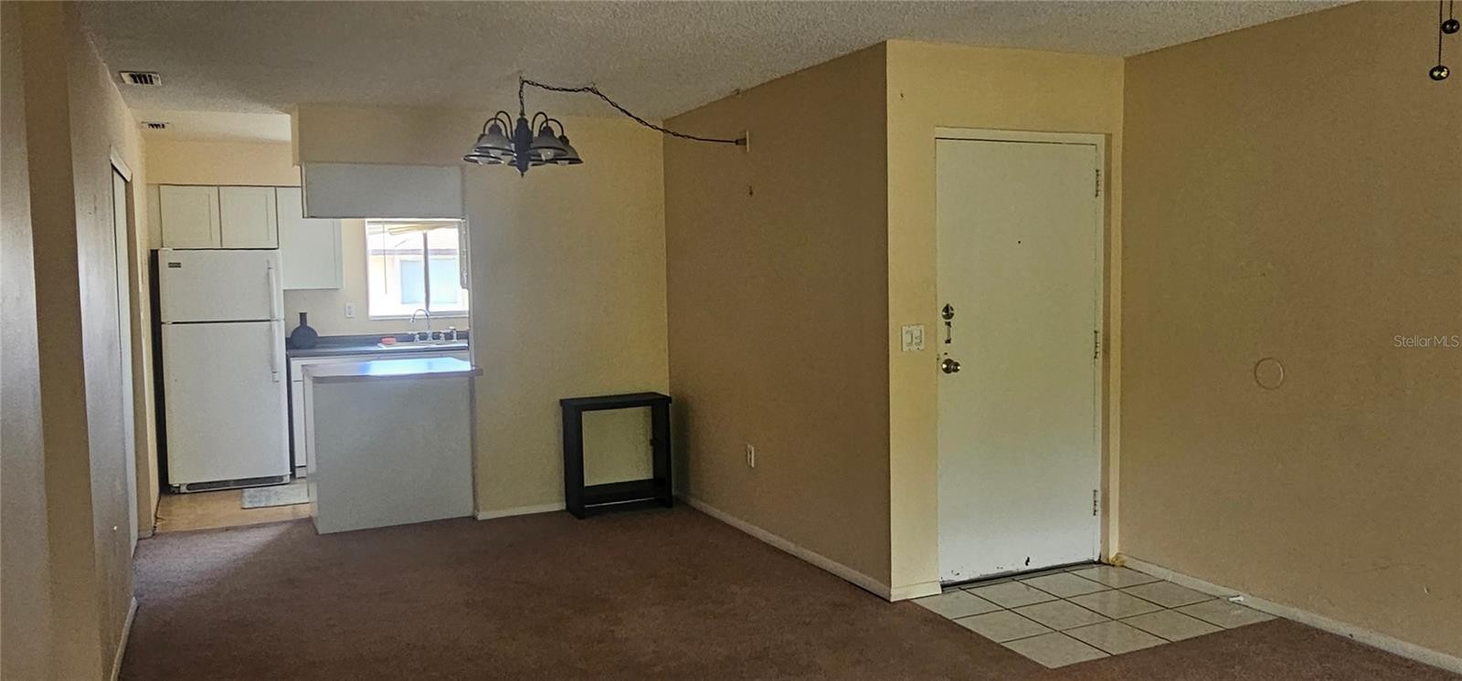 2621 PINE LAKE TER #D