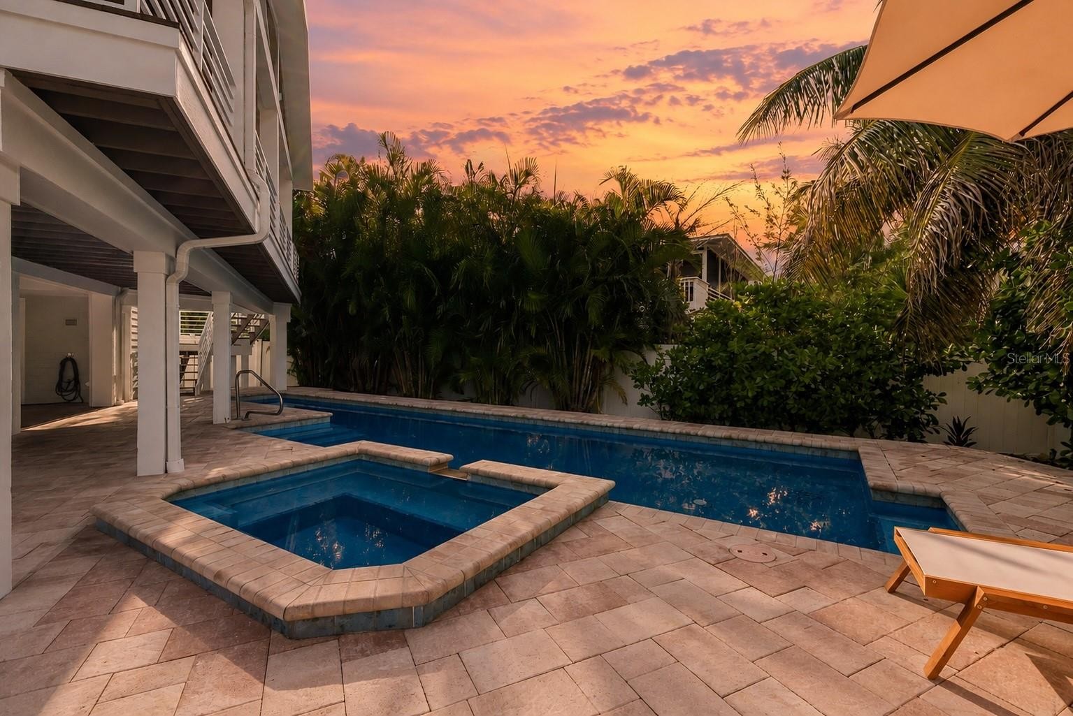 315 HAMMOCK CIR