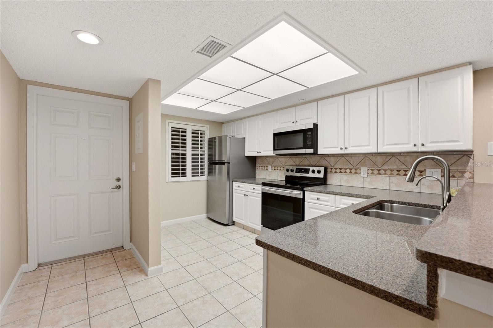 2320 TERRA CEIA BAY BLVD #207
