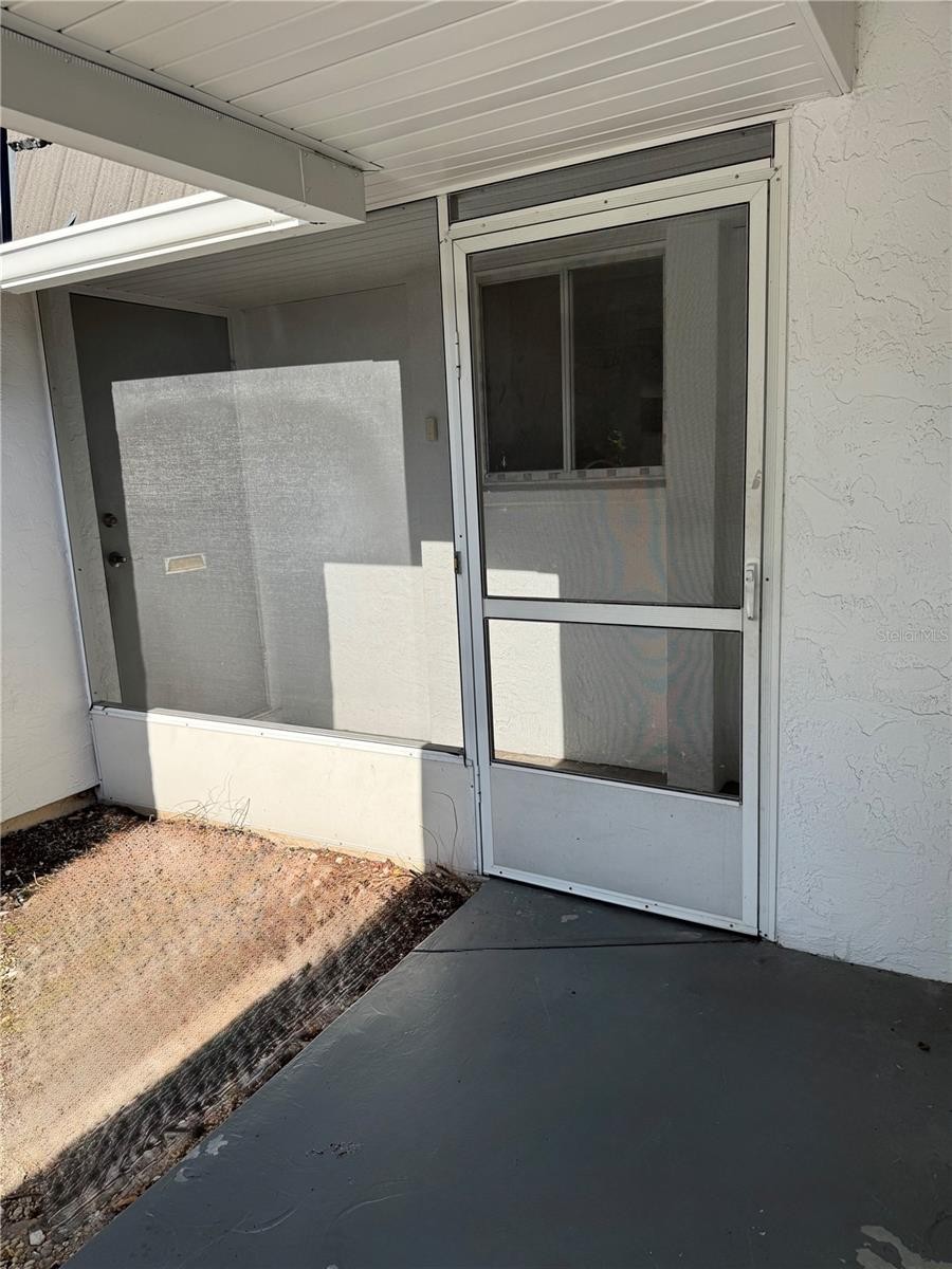 3957 LAKESIDE WAY #143