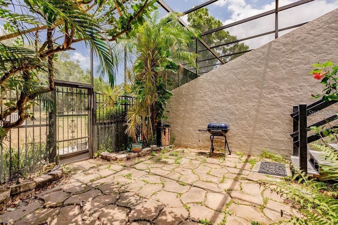 323 BOBBY JONES RD #323