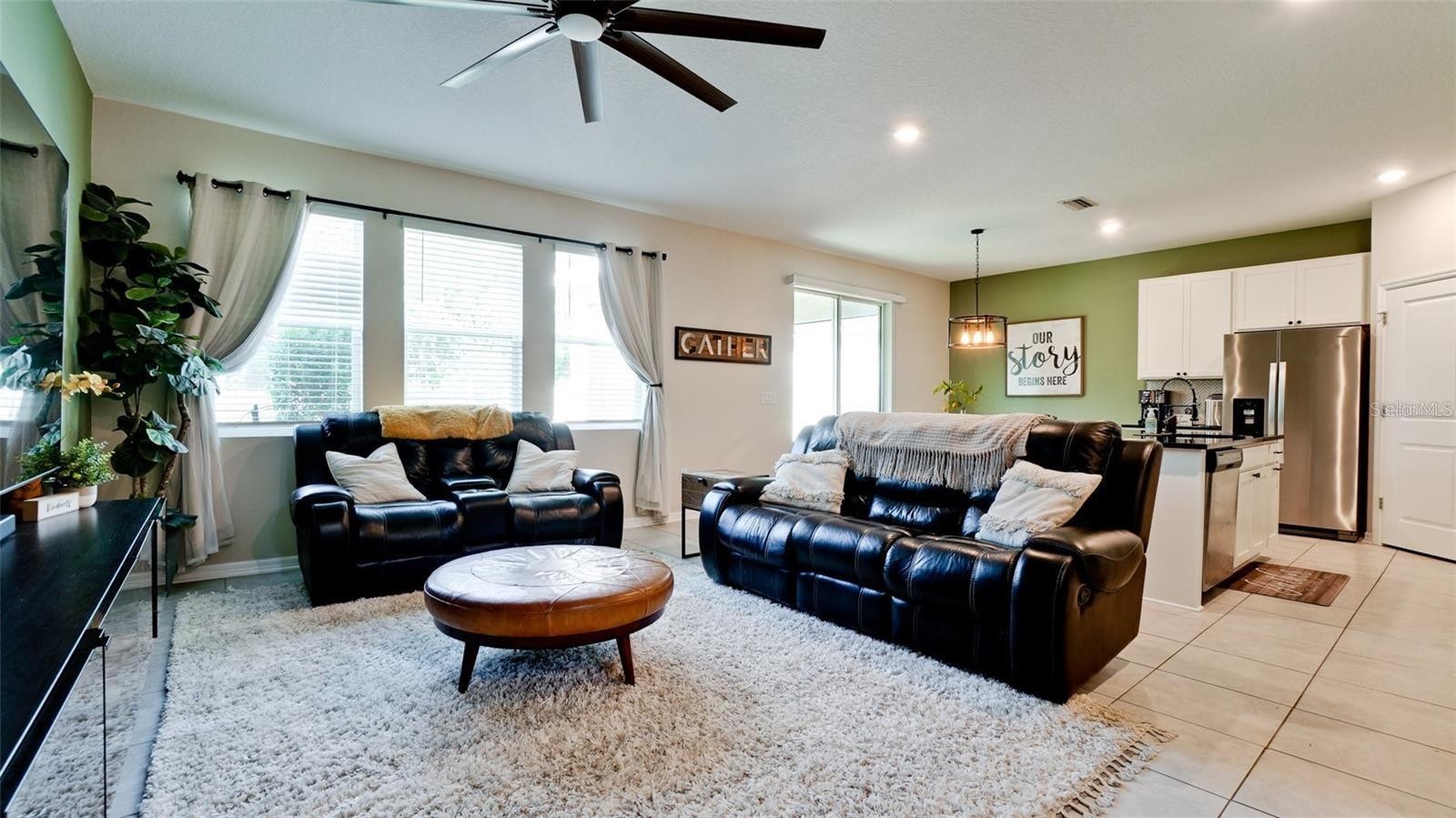 5517 LOS ROBLES CT