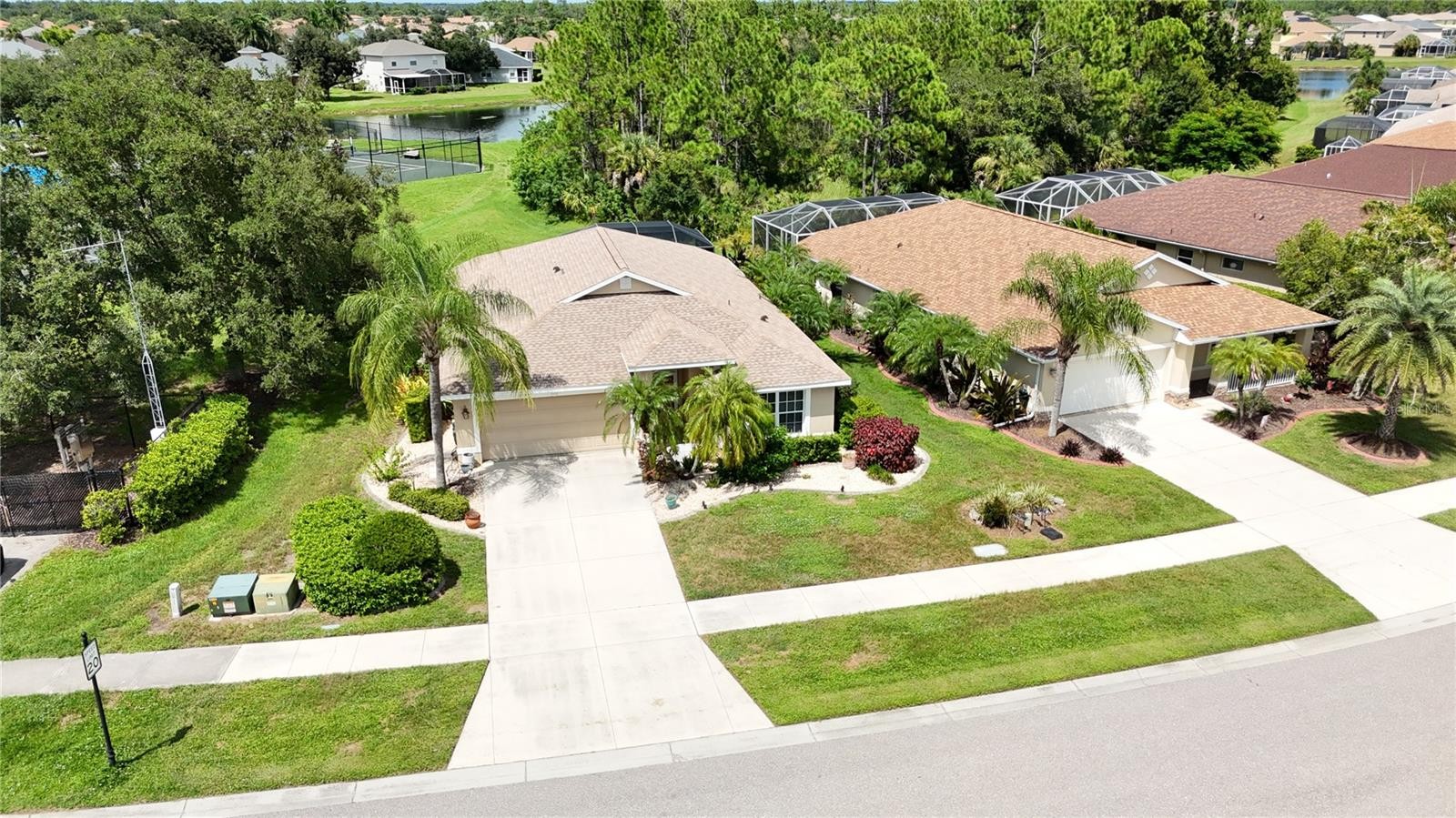1520 SCARLETT AVE