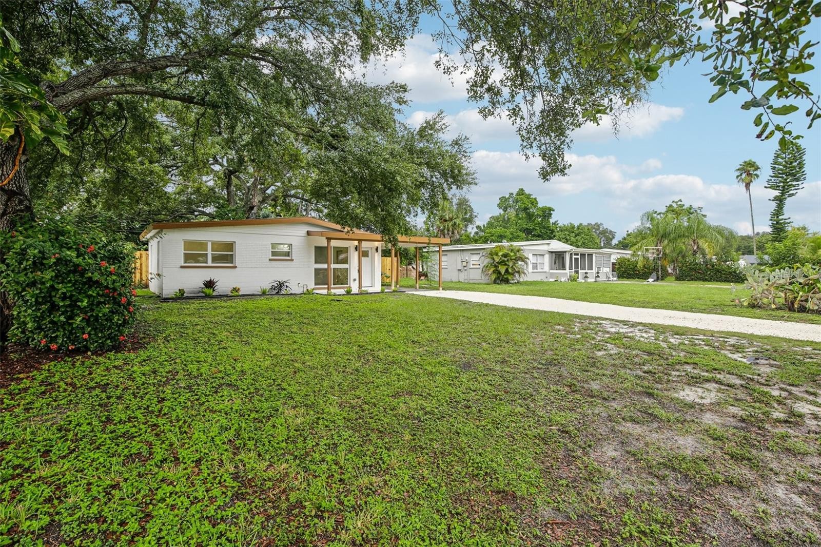 334 E CORNELIUS CIR