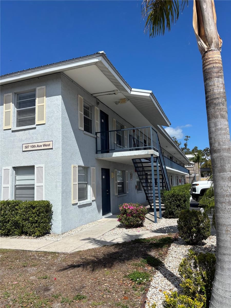 507 10TH AVE W