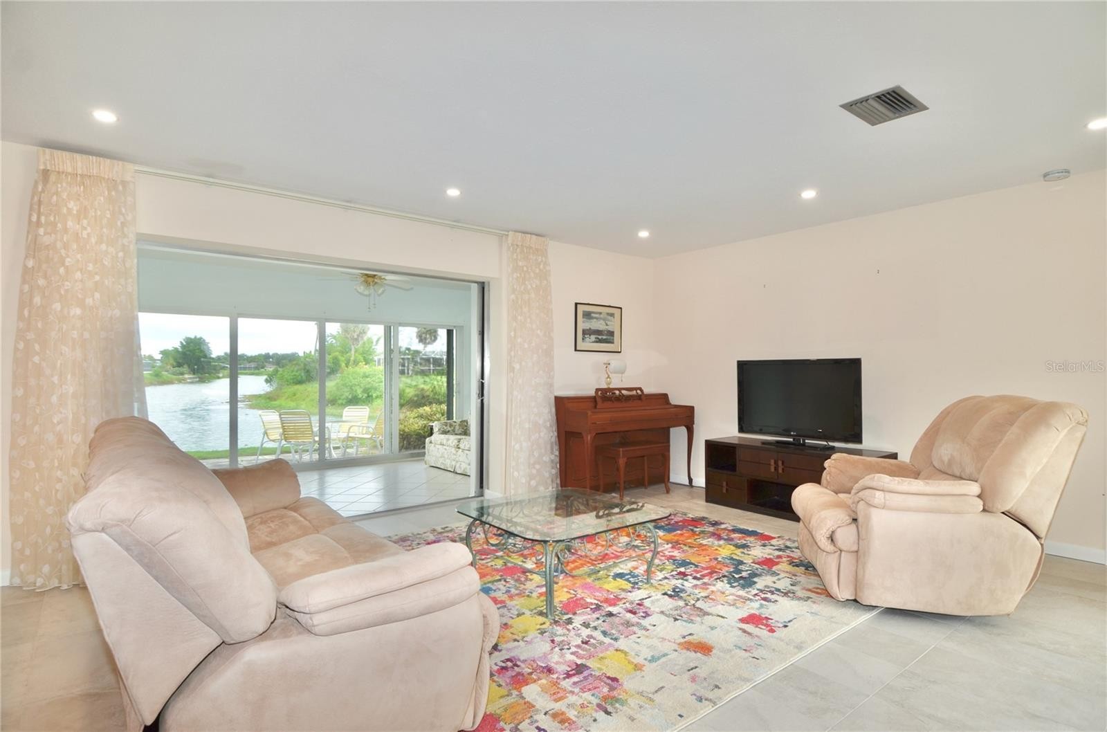 2321 SANDLEWOOD DR