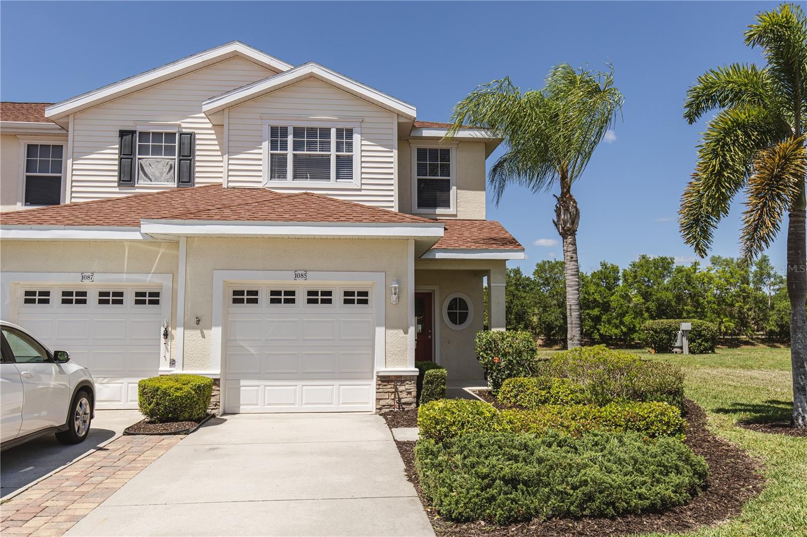 1085 JONAH DR