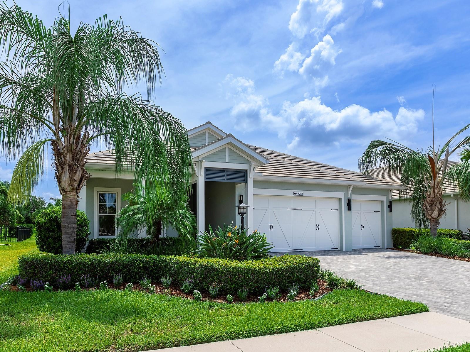 8282 GRANDE SHORES DR