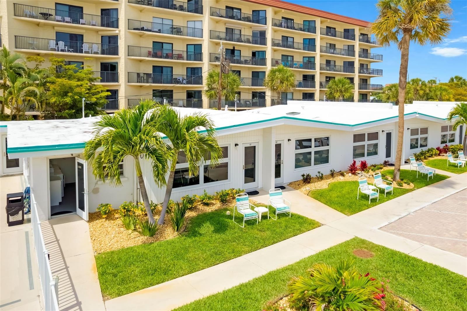 6334 MIDNIGHT PASS RD #41