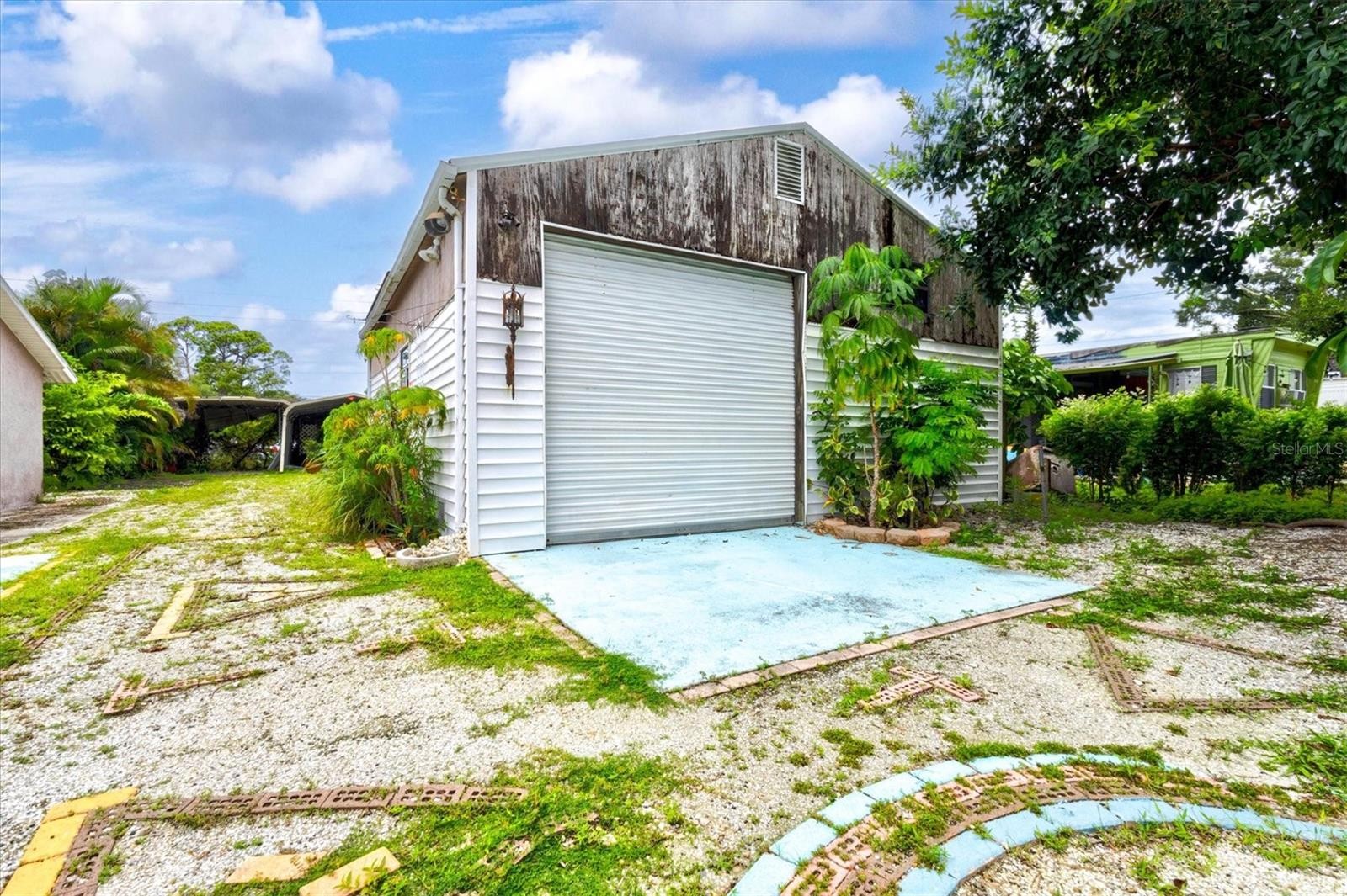 507 PINEWOOD AVE