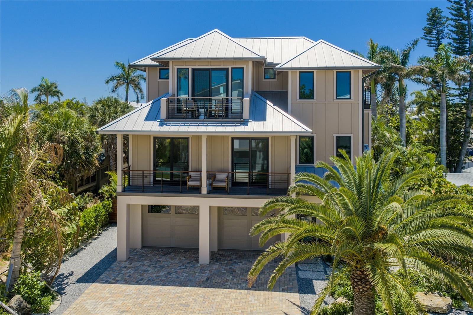 513 N BAY BLVD