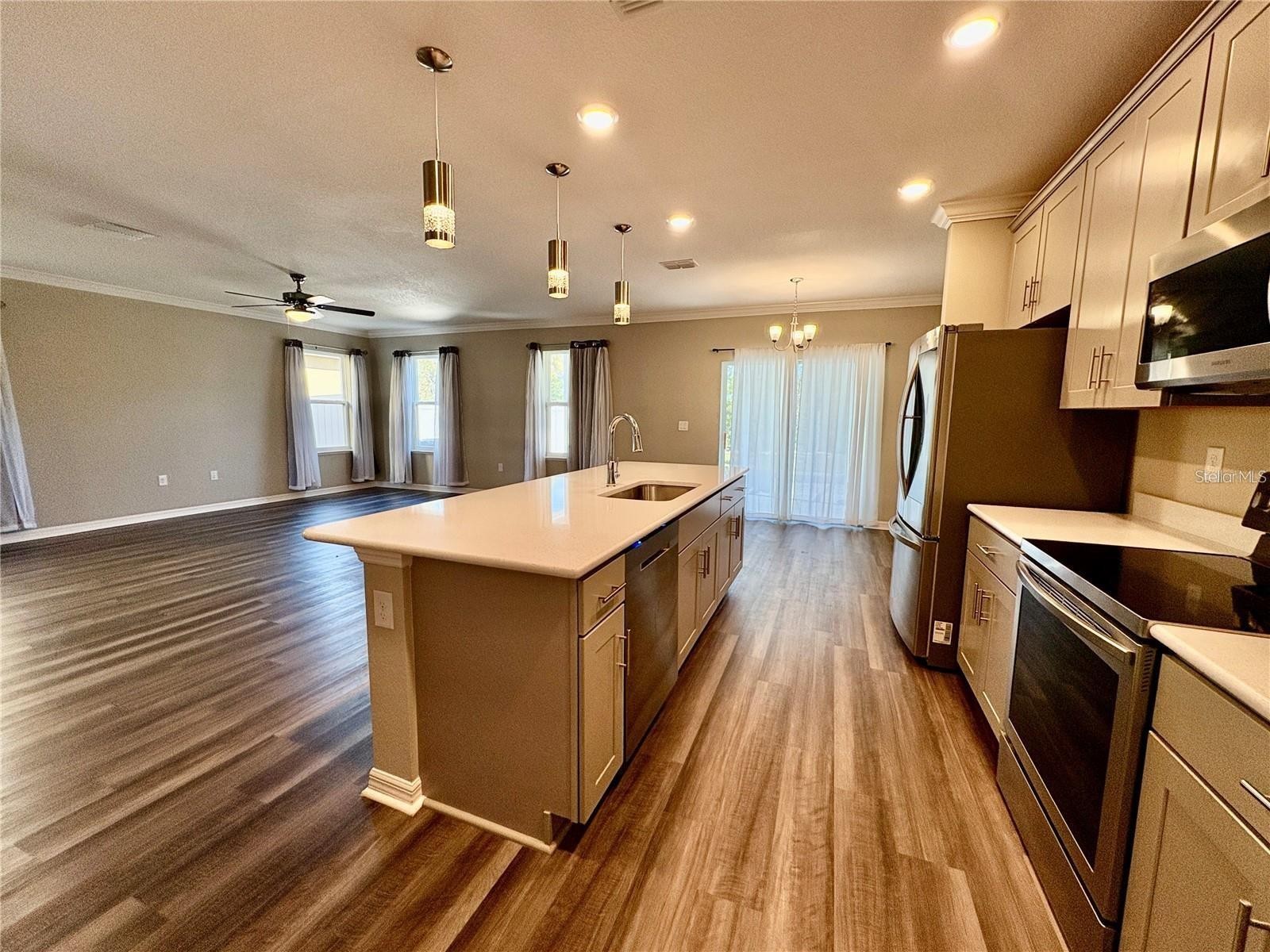 4517 REISSWOOD LOOP