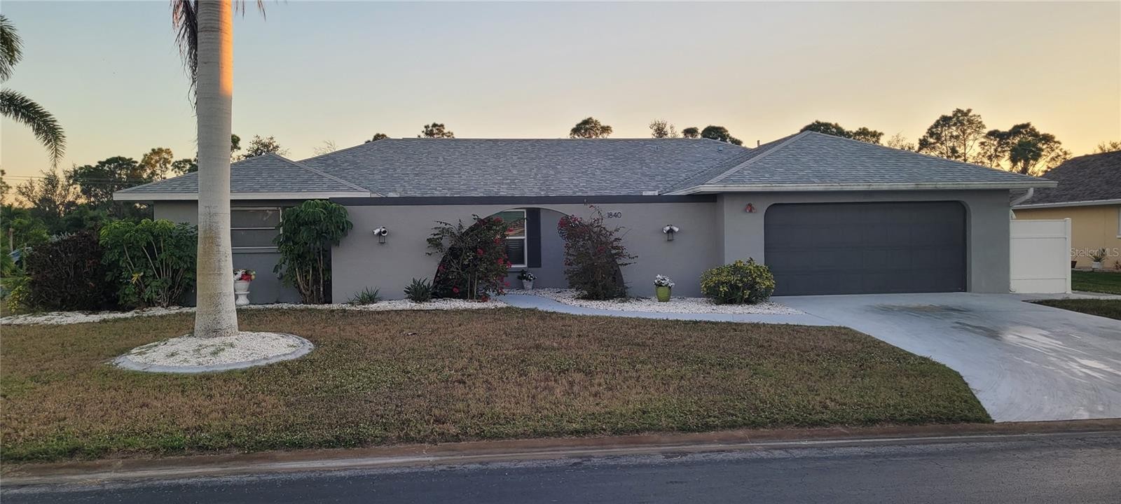 1840 FLAMETREE LN