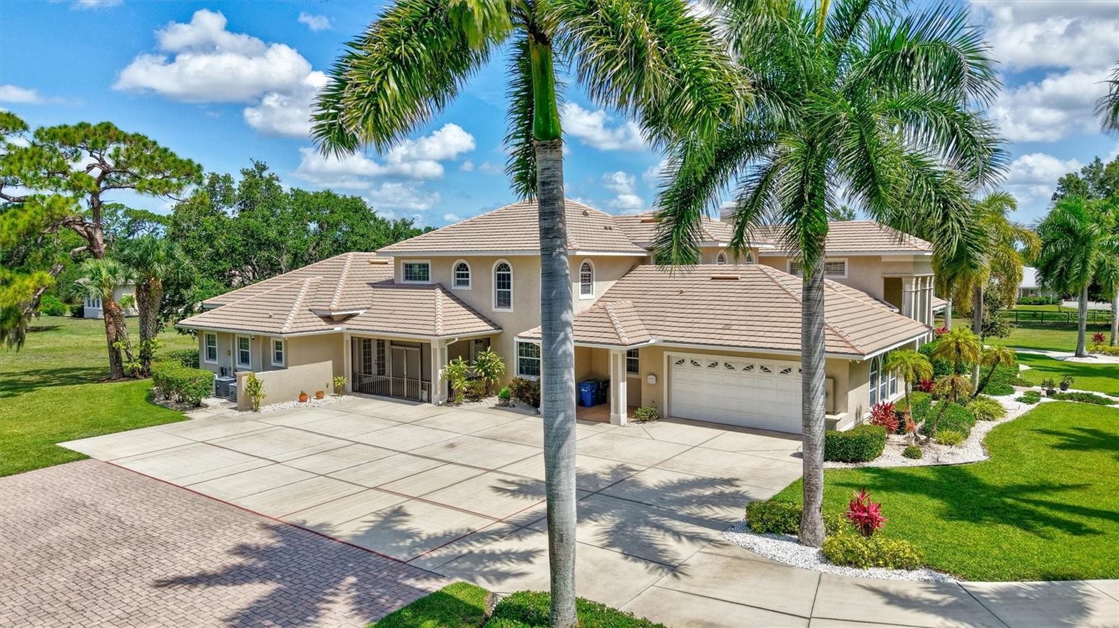 1045 FOX CREEK DR