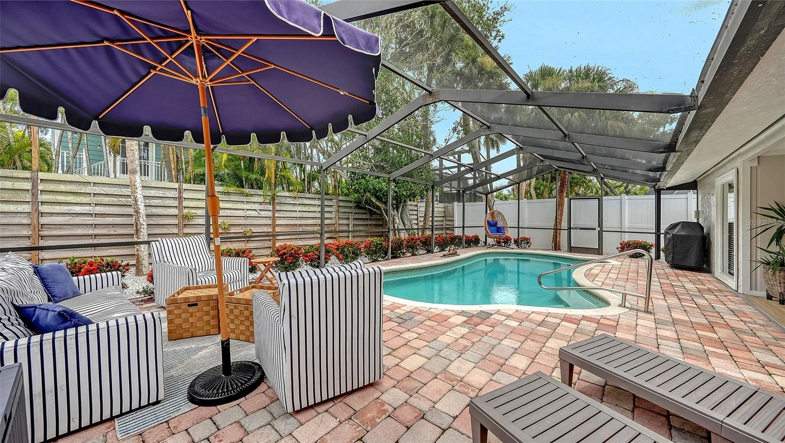 734 BIRDSONG LN