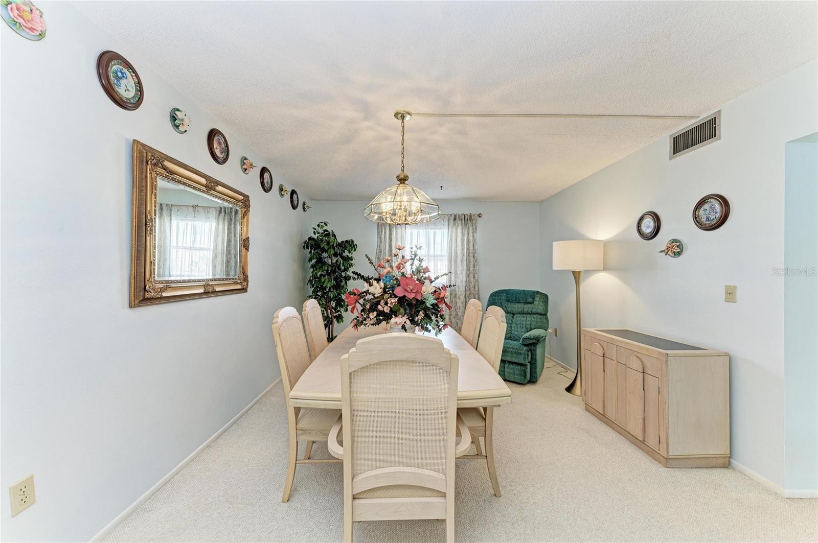 3983 MACEACHEN BLVD #424