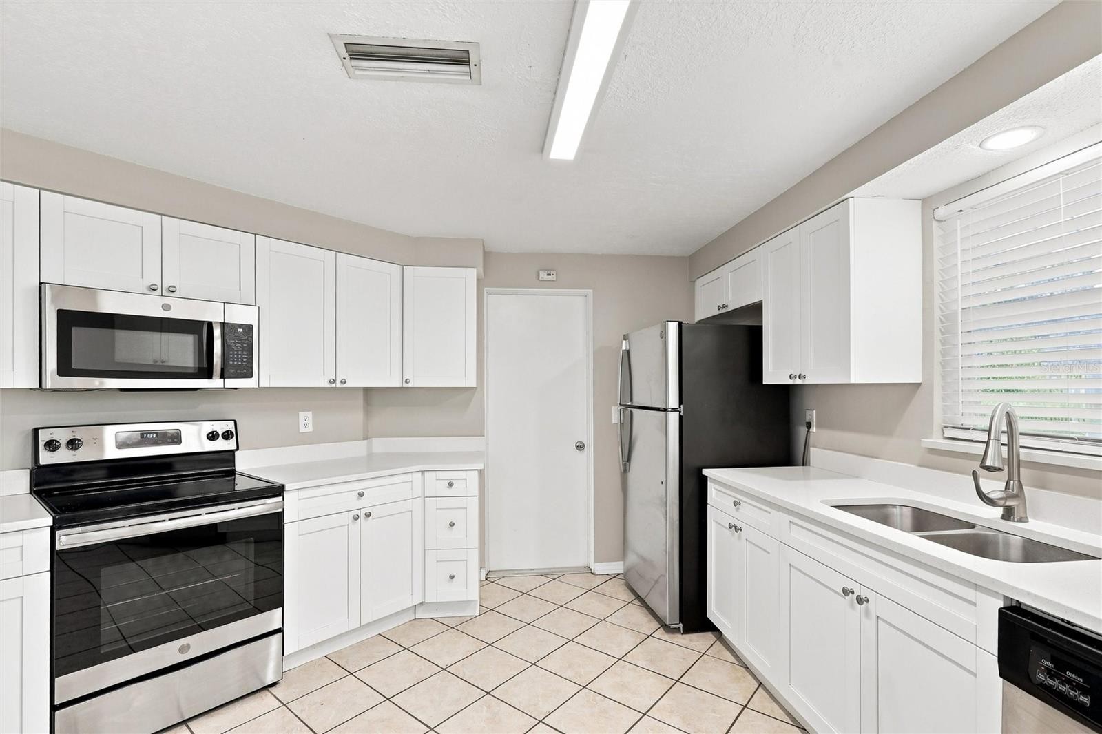 131 DEGAS DR