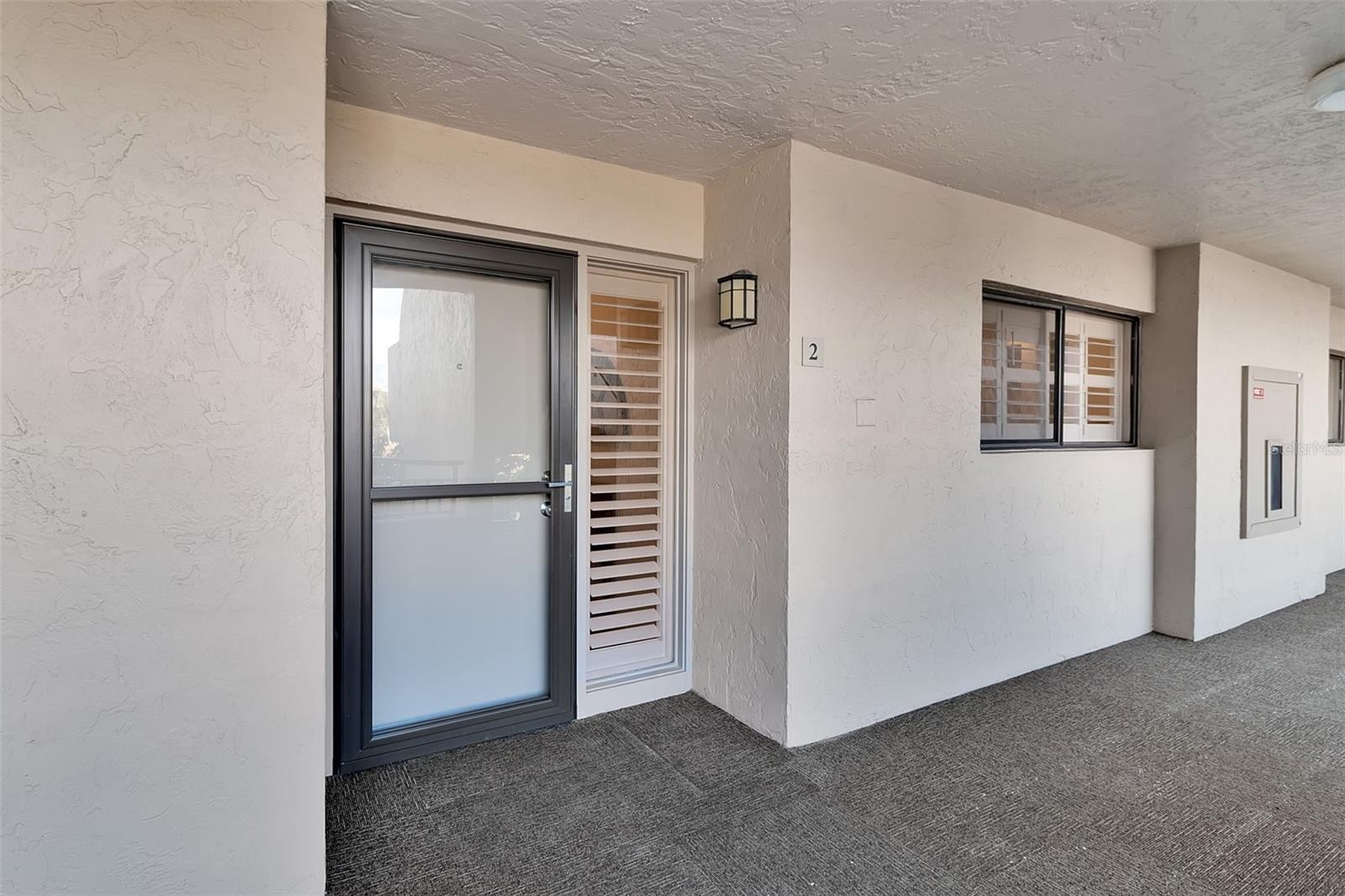 6342 MIDNIGHT PASS RD #423