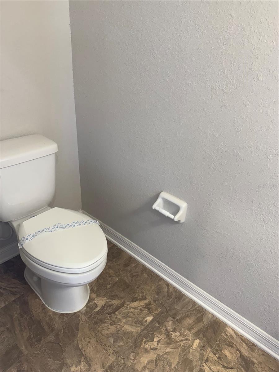 4656 VIGNETTE