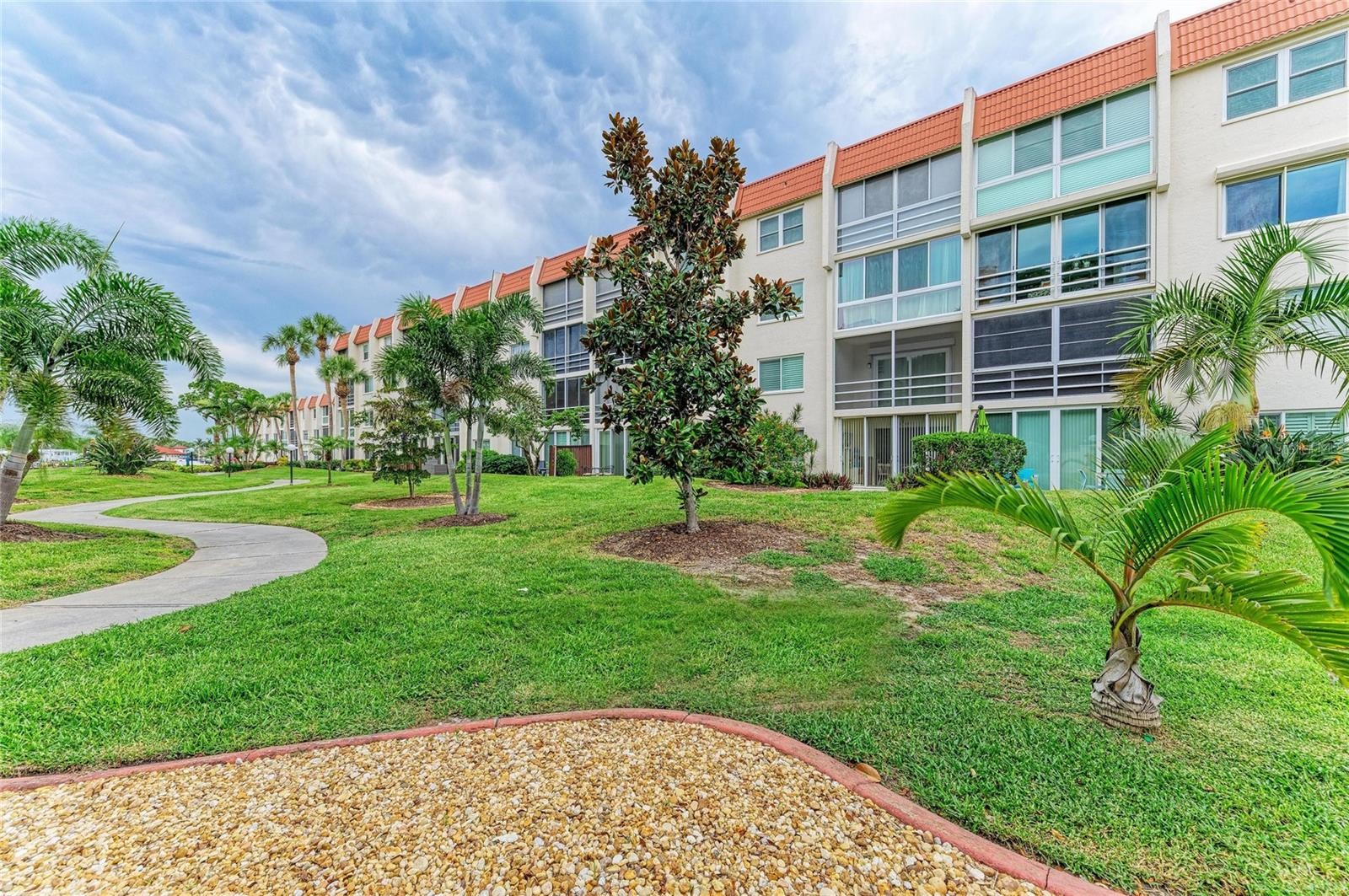 220 SANTA MARIA ST #338