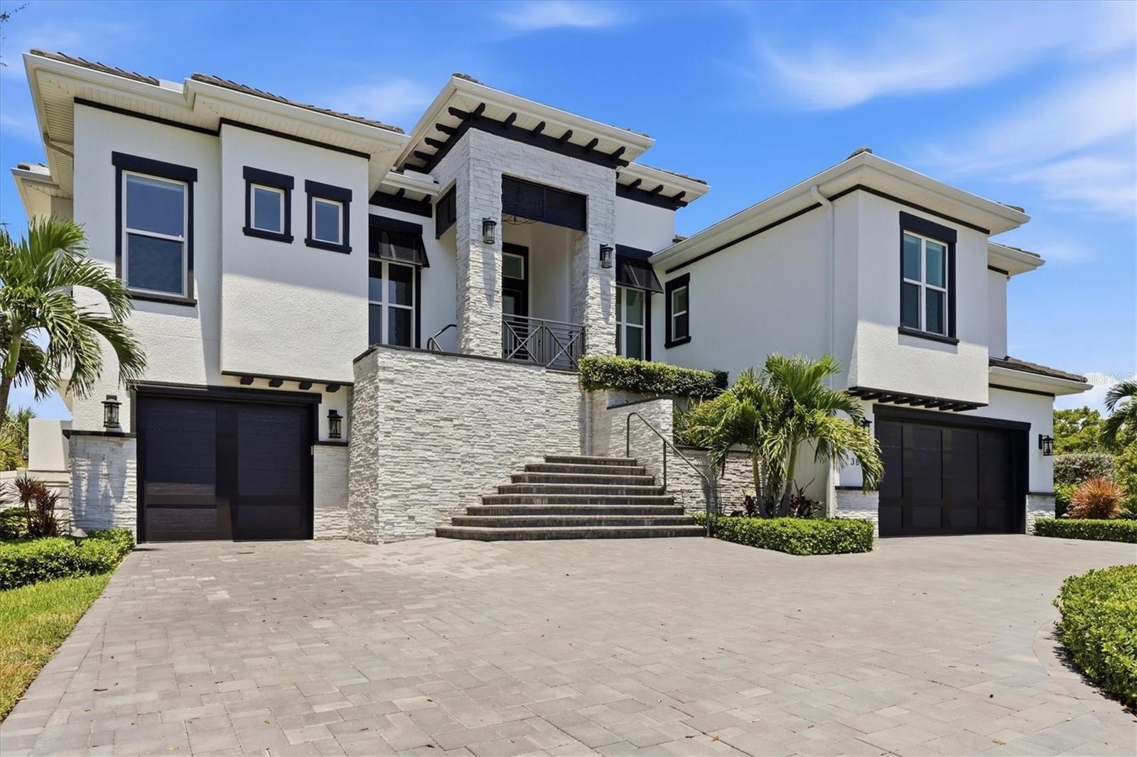 387 S SHORE DR