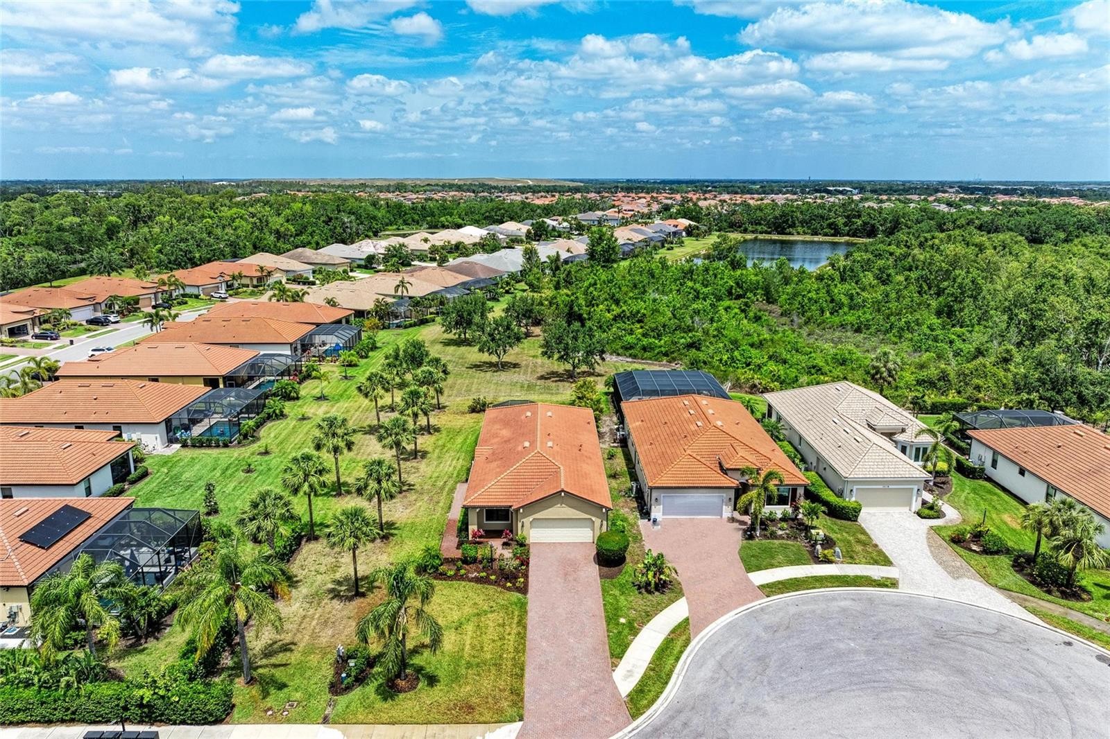 10111 MALACHITE DR