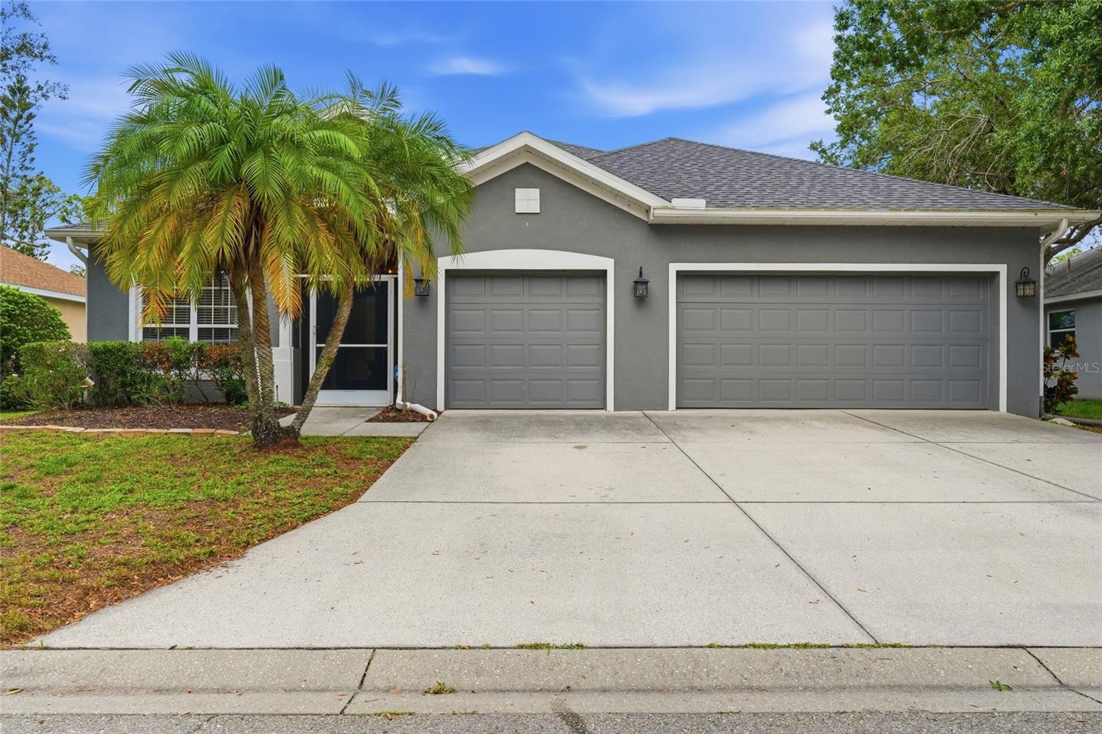 835 CEDARCREST CT