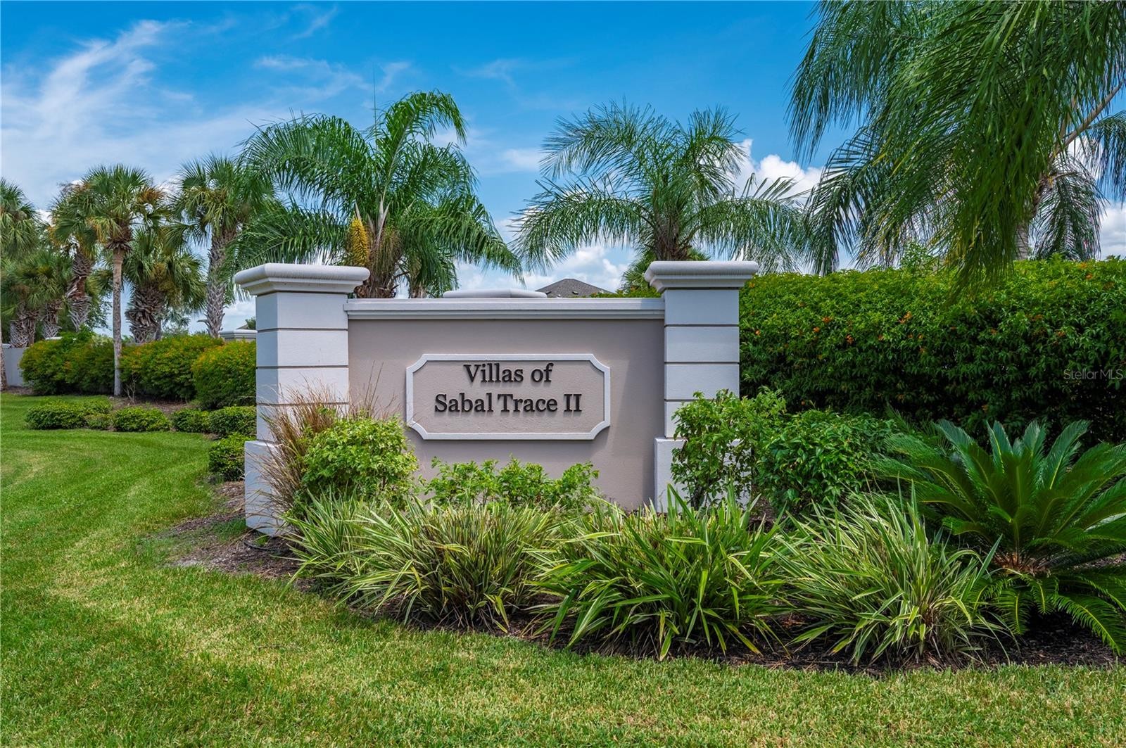 3541 LAKEWOOD BLVD