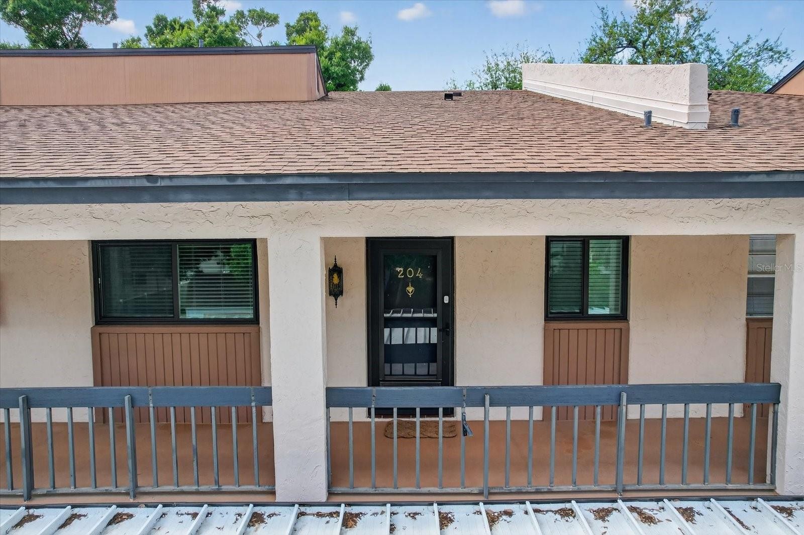 2522 CLUBHOUSE DR #204