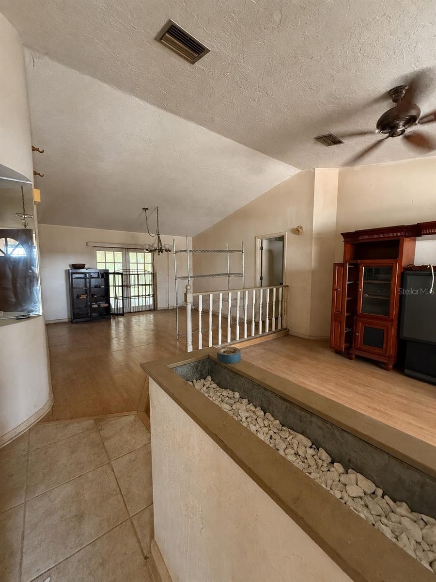 172 SHADY PINE LN