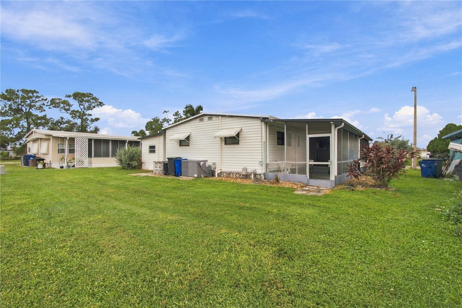 104 52ND AVENUE PLZ E