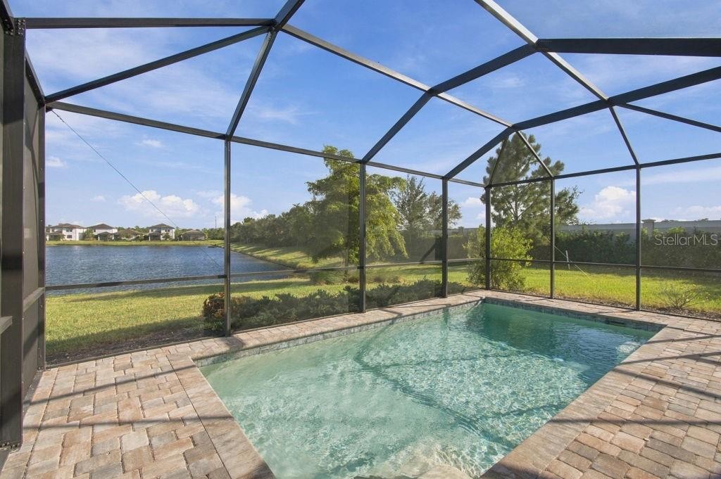 6147 BLUESTAR CT