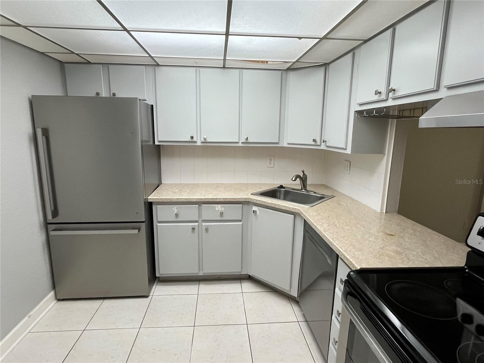 2700 COCONUT BAY LN #423 (2C)