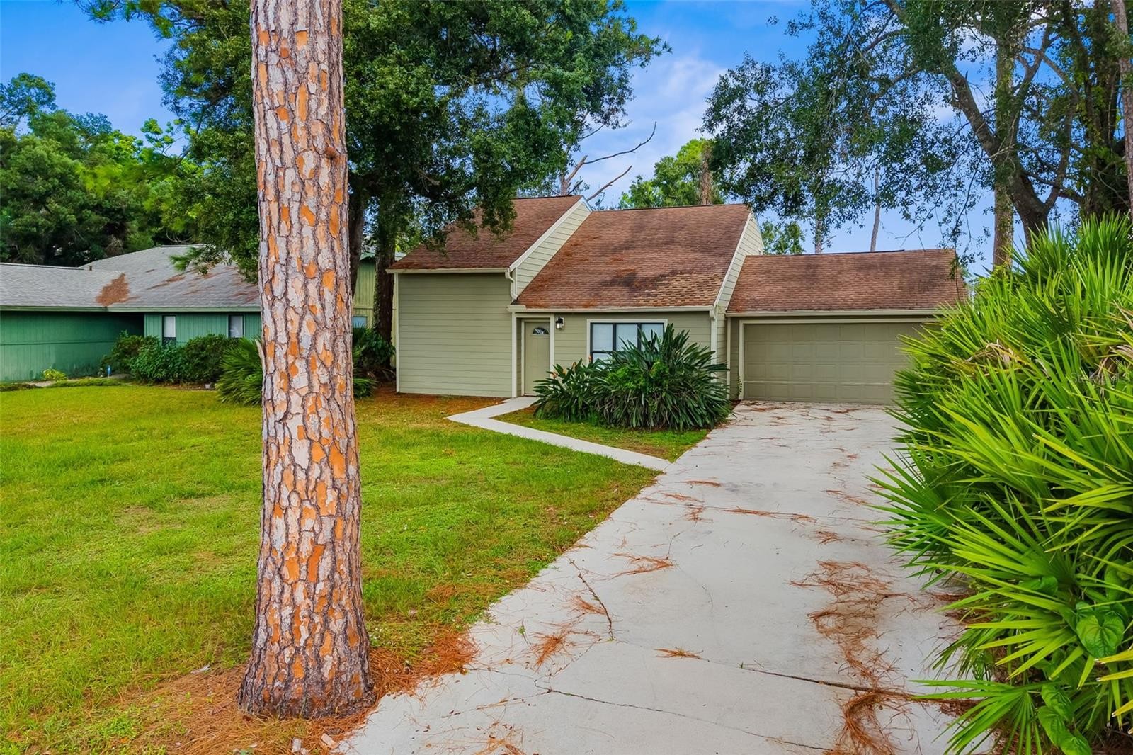 2004 WOOD HOLLOW PL