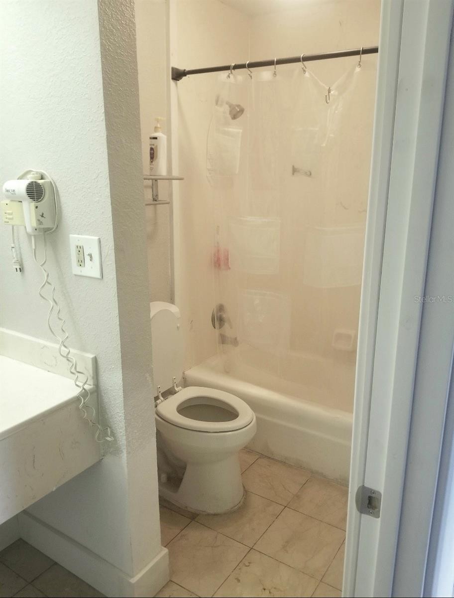 7150 N TAMIAMI TRL #S503