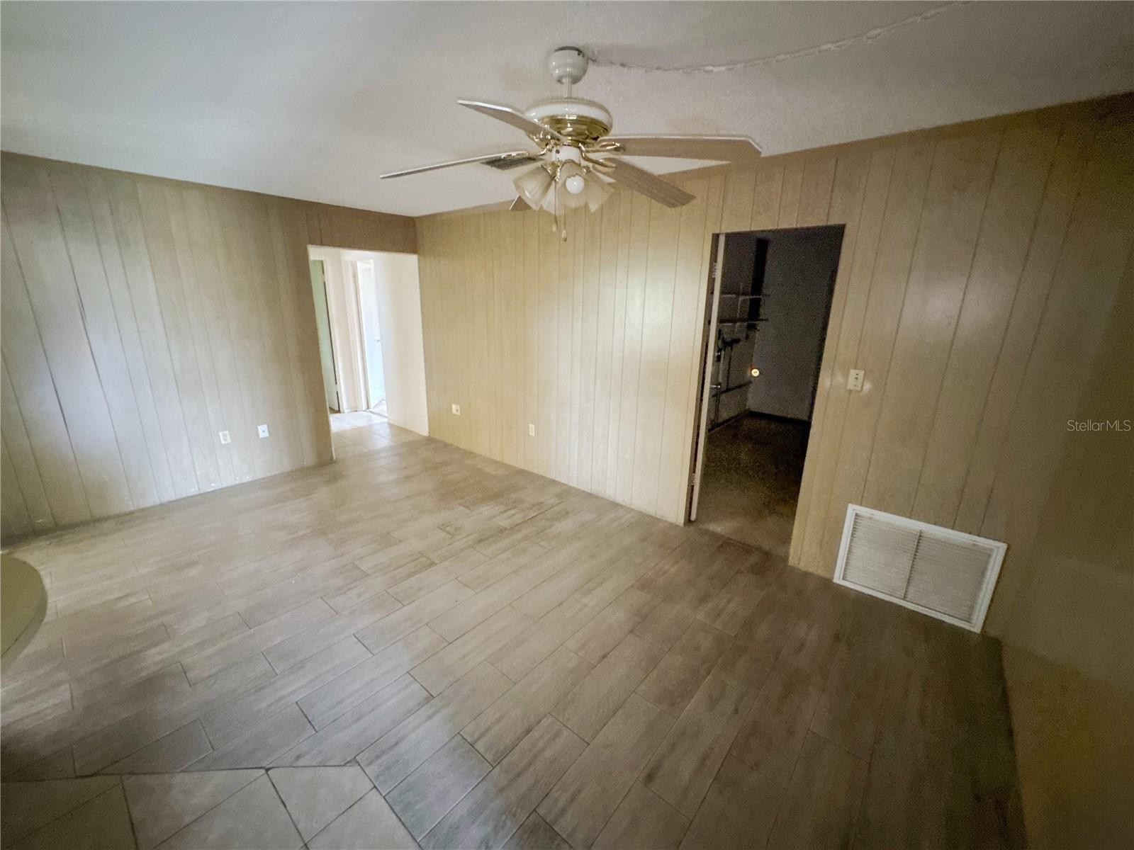 3234 DANTE DR