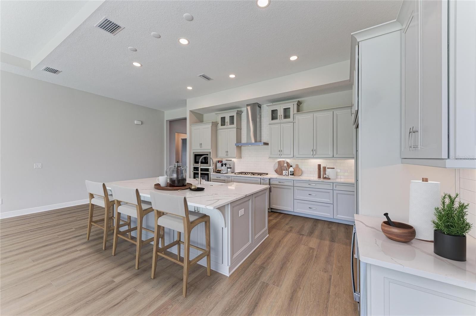 4328 SPRINGHOUSE CIR