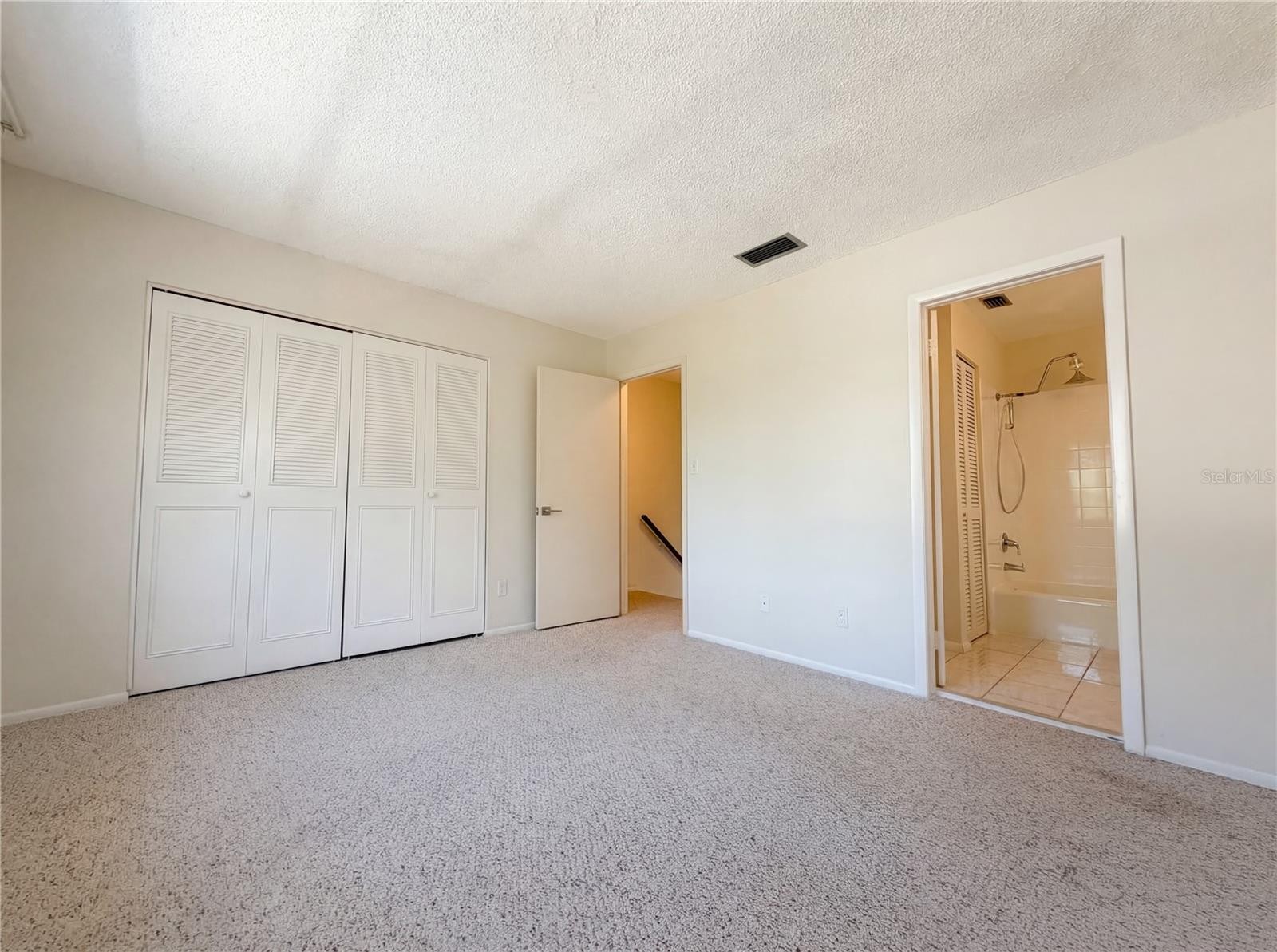 219 AMHERST AVE #105