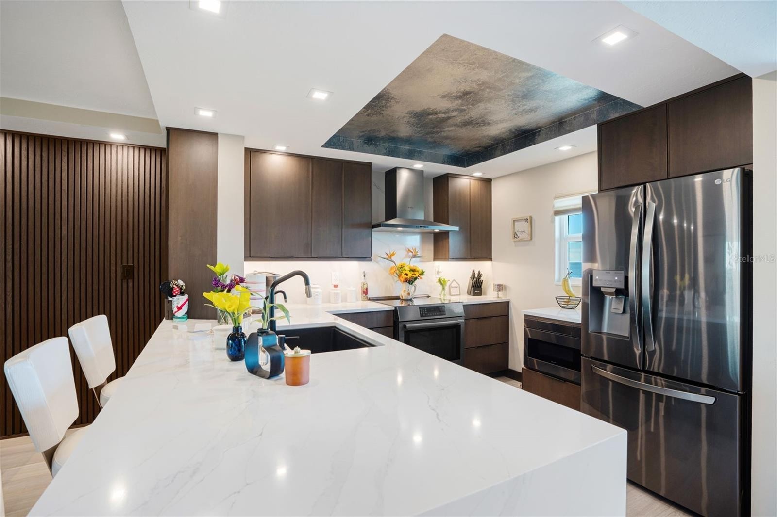 9397 MIDNIGHT PASS RD #905